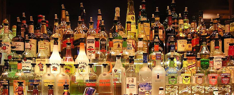 /pic/uploaded/Does-All-Liquor-Get-Better-With-Age.jpg