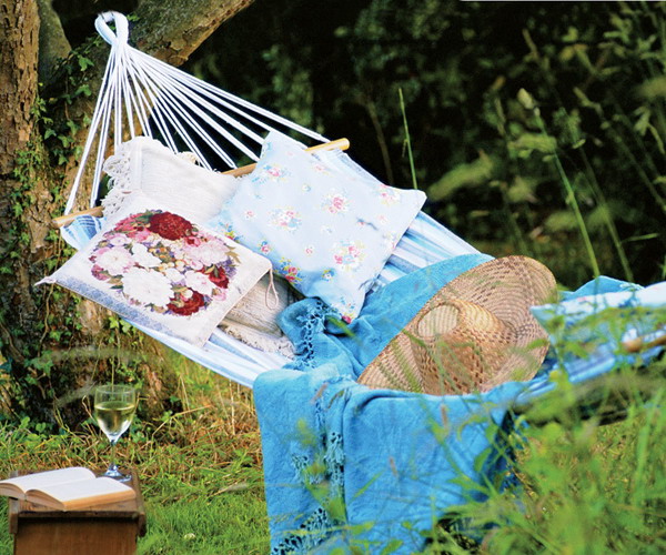 /pic/uploaded/hammock-in-garden-and-interior-ideas1-2.jpg